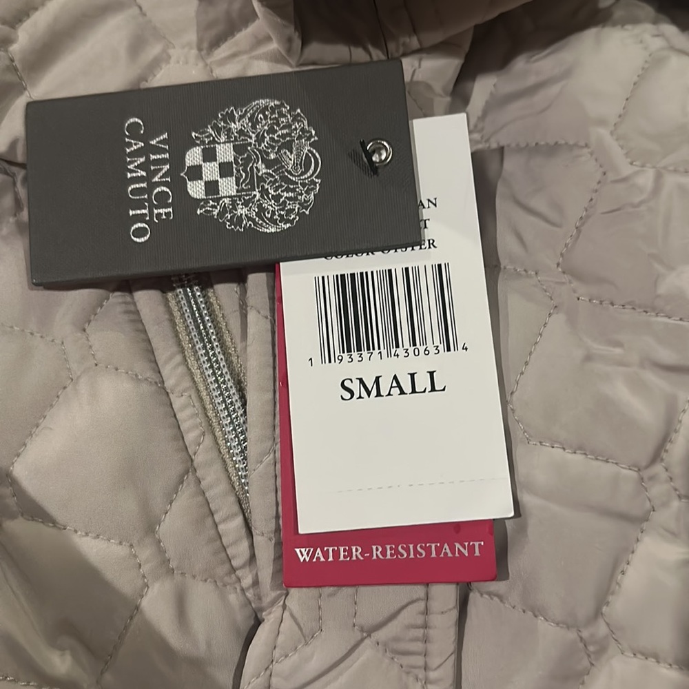 VINCE CAMUTO women’s Belted Hooded Quilted Jacket - Picture 16 of 16